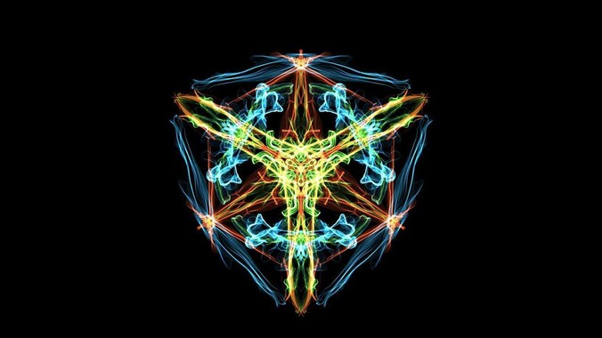 在C中，如何实现删掉一行注释无法运行？